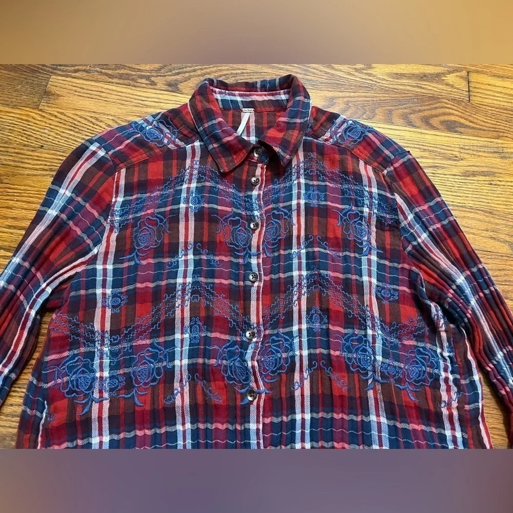Free People Womens Magical Plaid Button Up Shirt, Red, Small